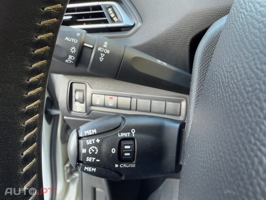 Peugeot 308 1.6 BlueHDi Active