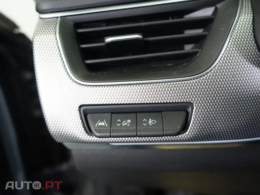 Renault Arkana 1.6 E-Tech Intens