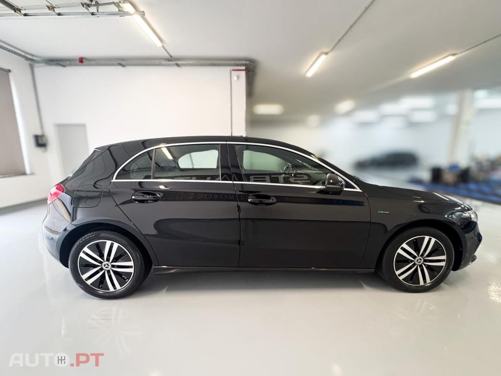 Mercedes-Benz A 250 e Style Plus