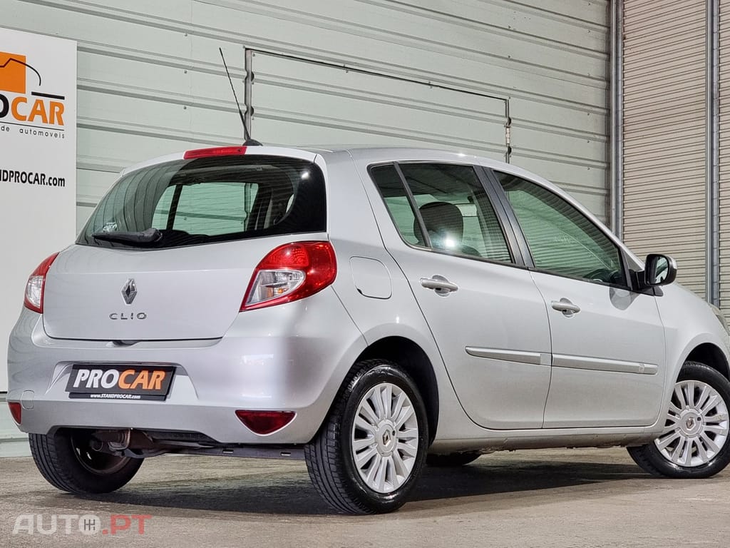 Renault Clio 1.2 16V Confort