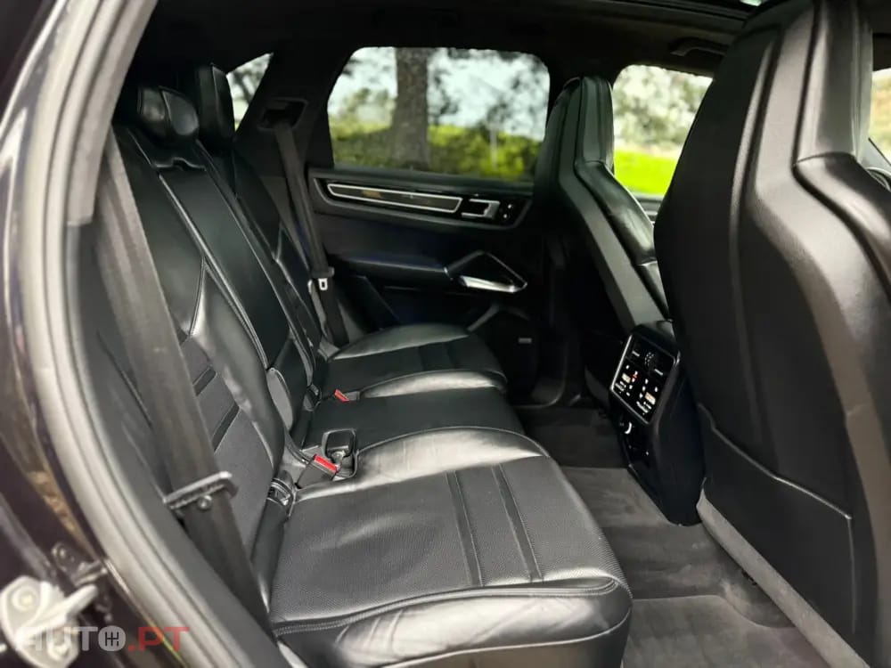 Porsche Cayenne Turbo