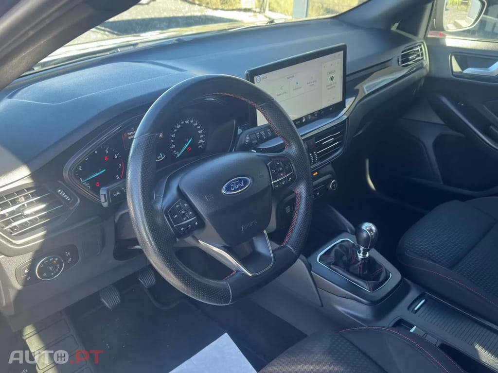 Ford Focus SW 1.0 EcoBoost MHEV ST-Line X