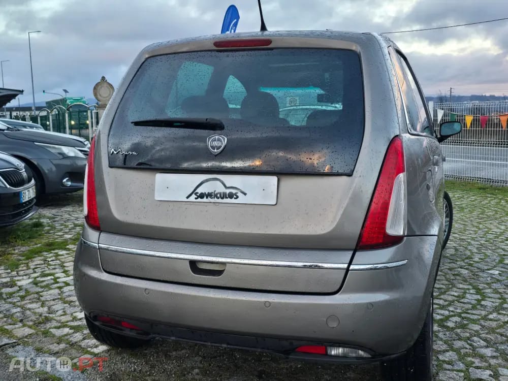 Lancia Musa 1.3 16V M-jet Platino