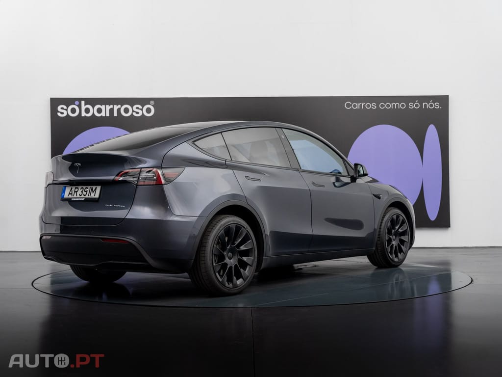 Tesla Model Y Long Range Tração Integral