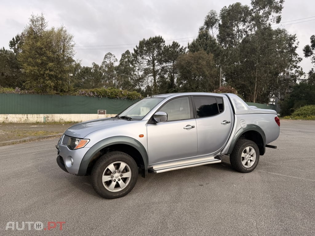 Mitsubishi L200 2.5 DI-D CD Intense 4WD