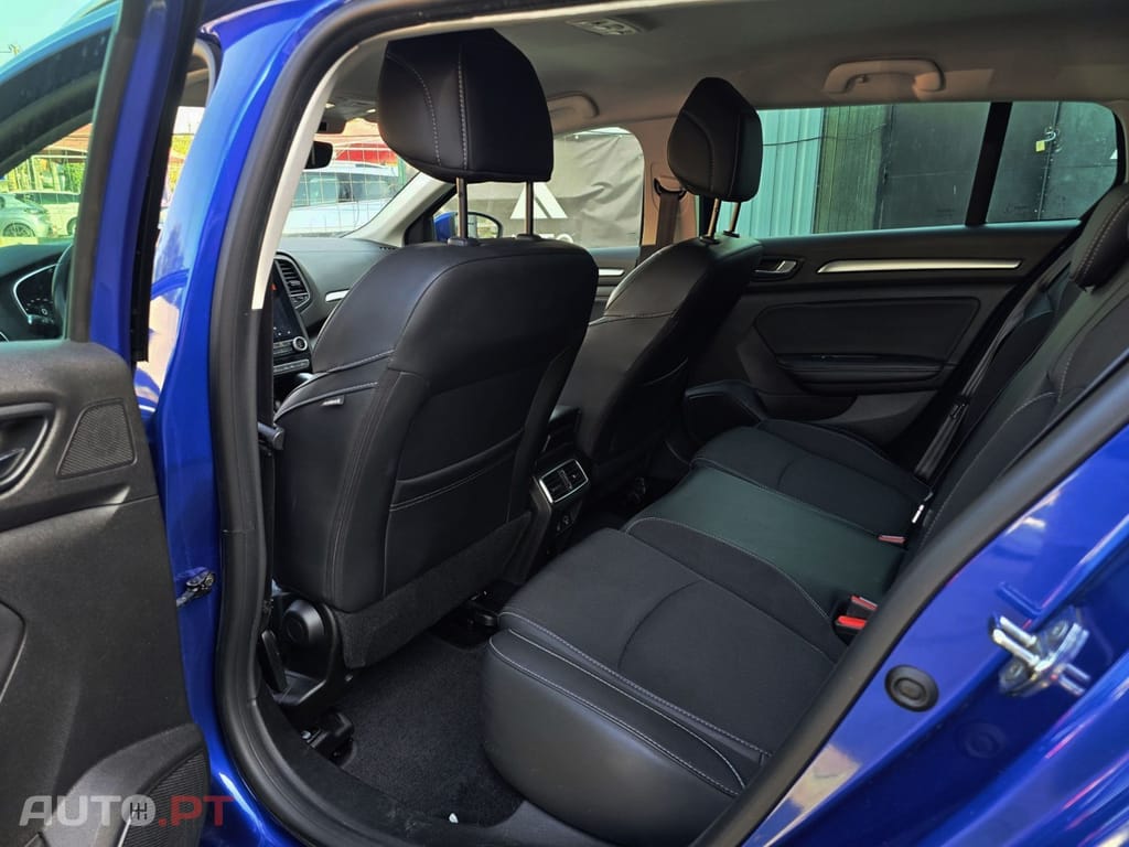 Renault Mégane Sport Tourer BLUE dCi 115 EDC INTENS