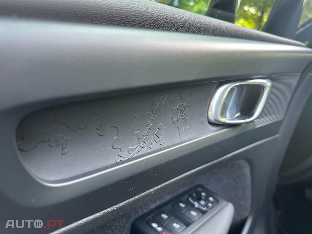 Volvo XC40 Recharge Plus
