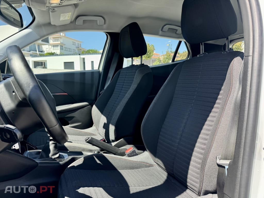 Peugeot 2008 1.5 BlueHDi Active Pack