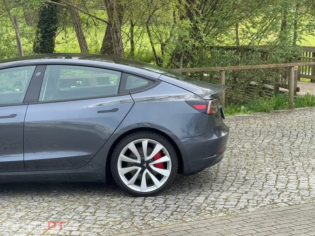 Tesla Model 3 Performance Dual Motor AWD