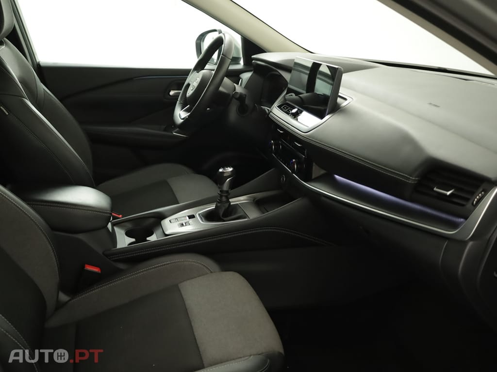 Nissan Qashqai Qashqai 1.3 DIG-T N-Connecta LED Xtronic