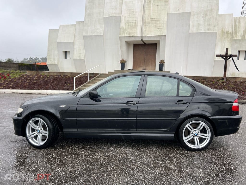 BMW 330 iX