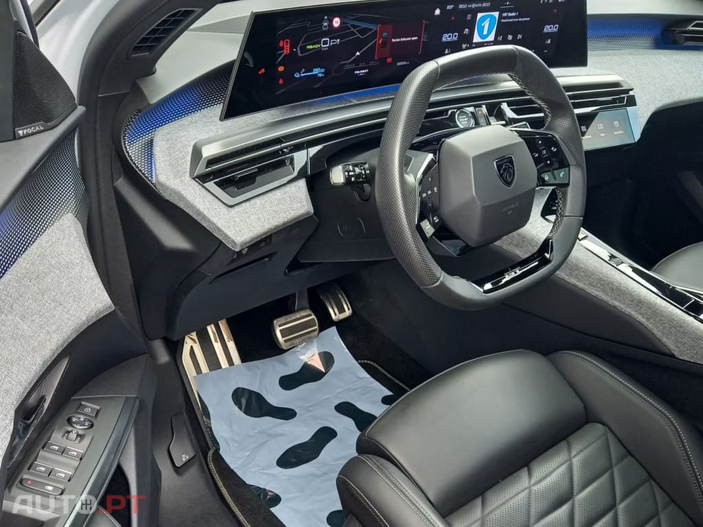 Peugeot E-3008 GT I.V.A DEDUTIVEL
