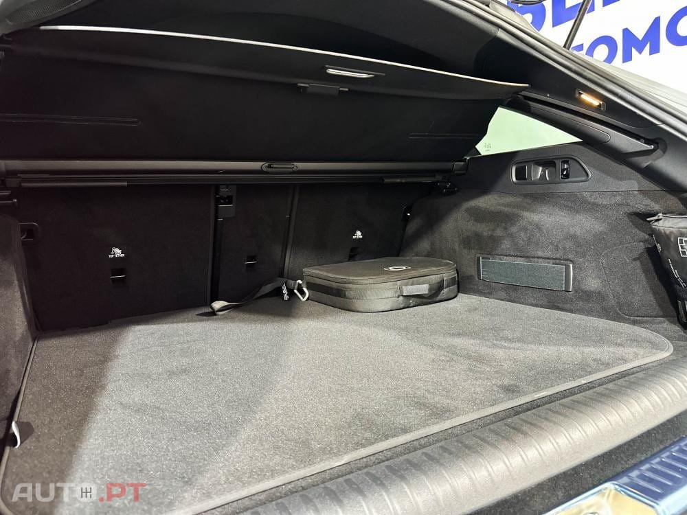 Mercedes-Benz E 300 e 9G-TRONIC AMG Line