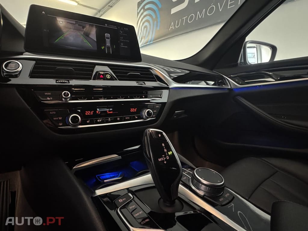 BMW 520 d Line Luxury Auto MHD