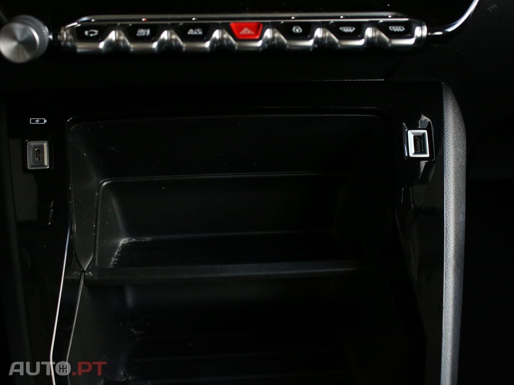 Peugeot E-208 50 kWh Active Pack