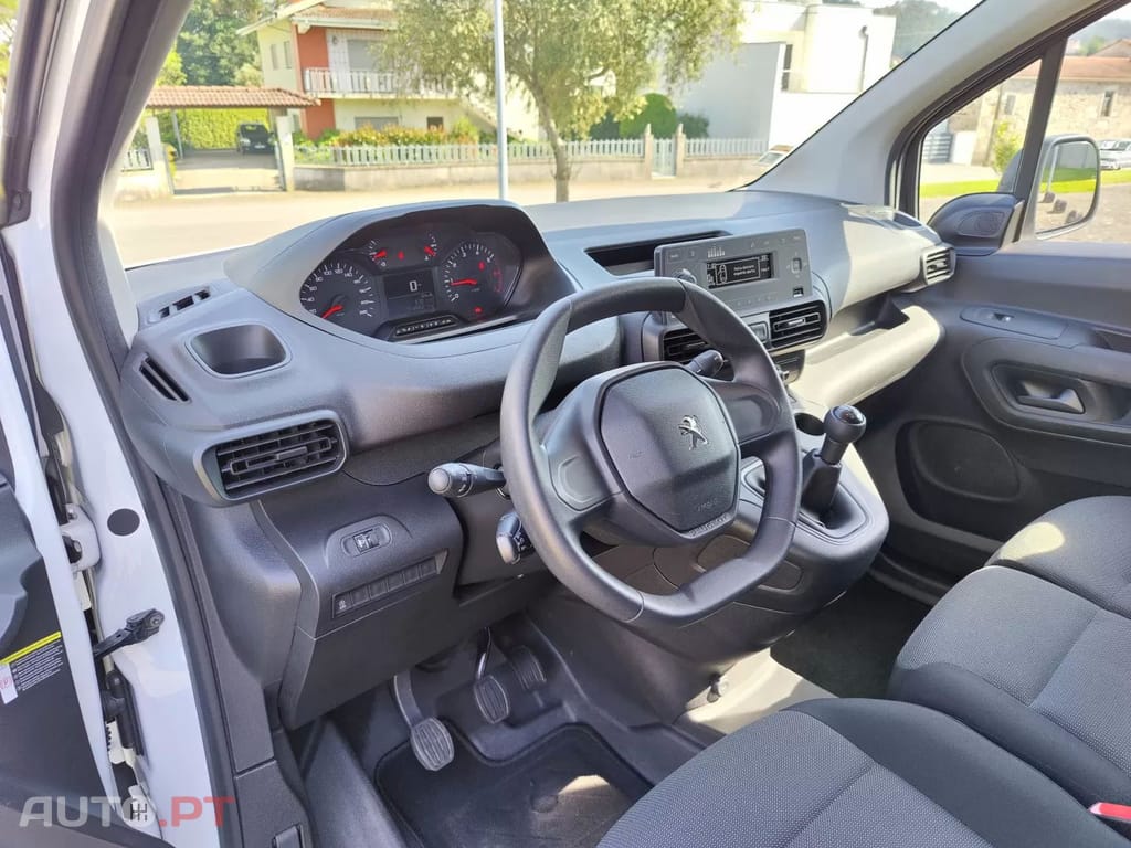 Peugeot Partner 1.5 BlueHDi Pro Standard