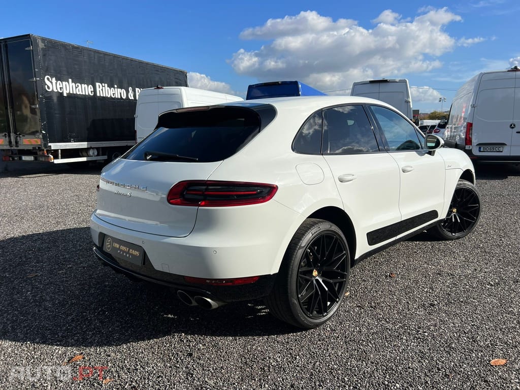 Porsche Macan S