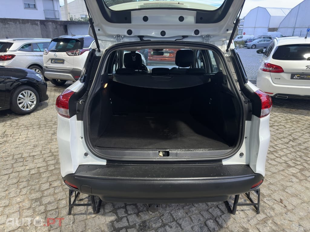 Renault Clio Sport Tourer 0.9 TCe Limited