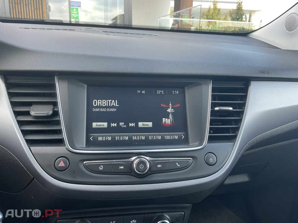 Opel Crossland X 1.2 Business Edition