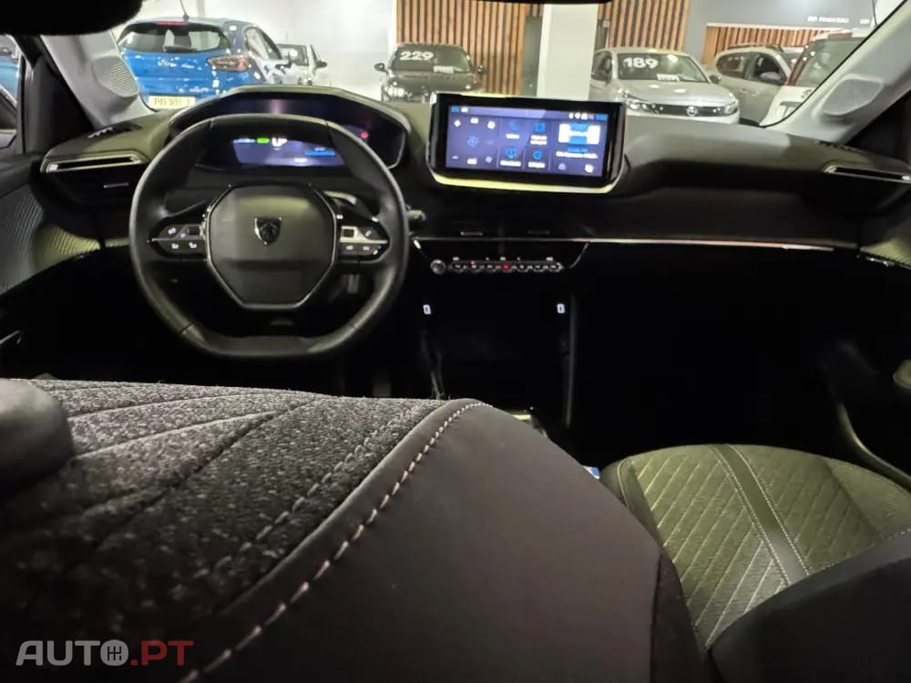 Peugeot E-208 50 kWh Allure