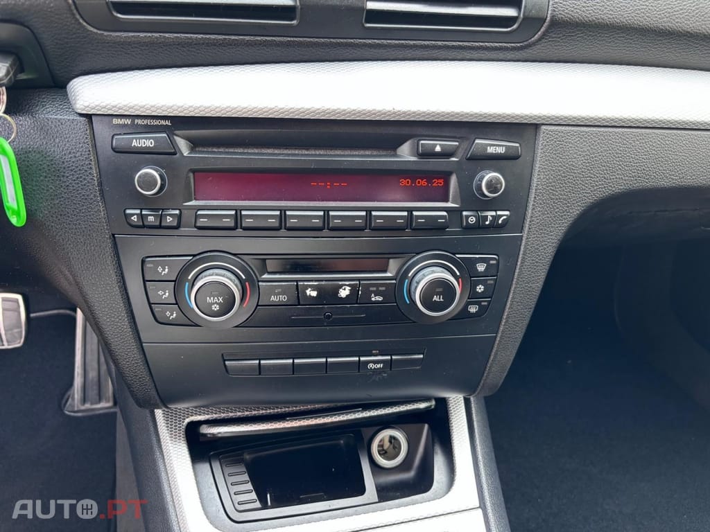 BMW 118 118D PACK M EDITION