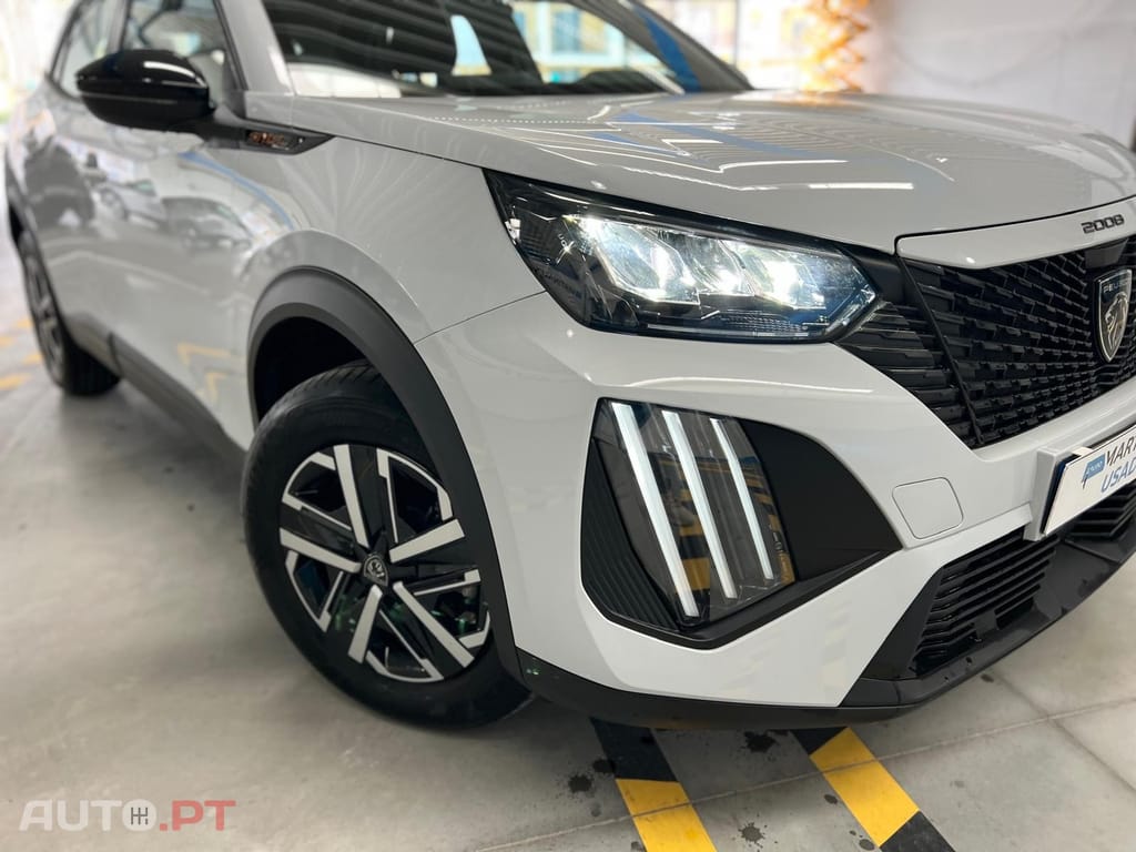 Peugeot E-2008 54 kWh Style