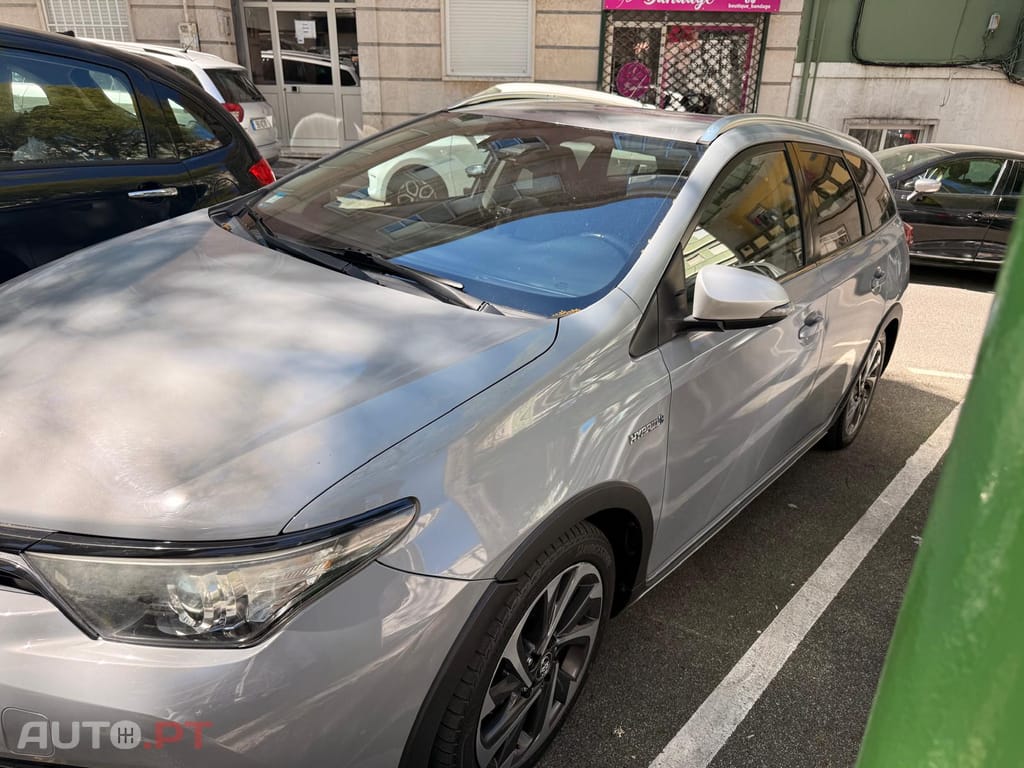 Toyota Auris Exclusive