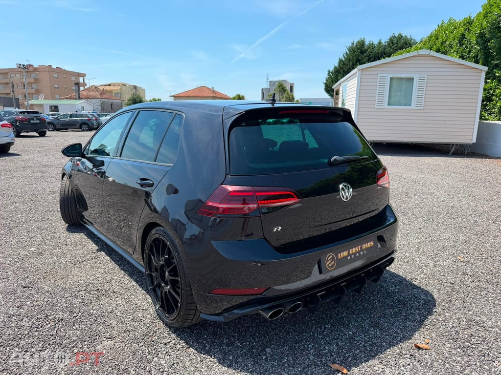 Volkswagen Golf 2.0 TSI R DSG