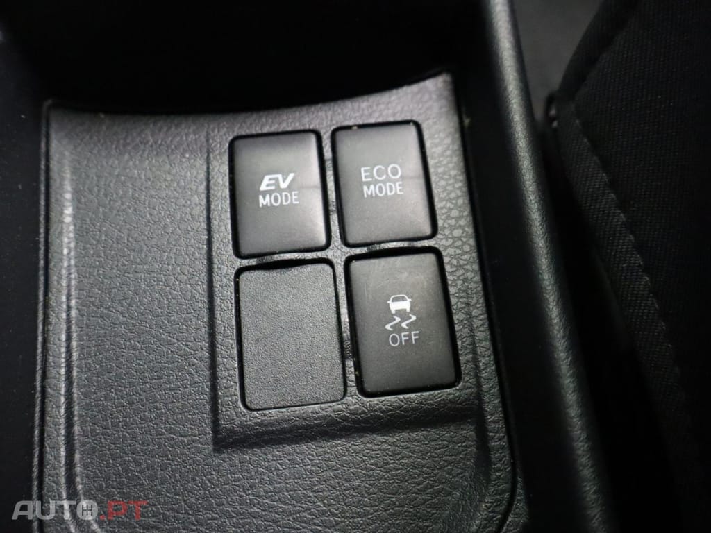 Toyota Yaris 1.5 Híbrido Comfort