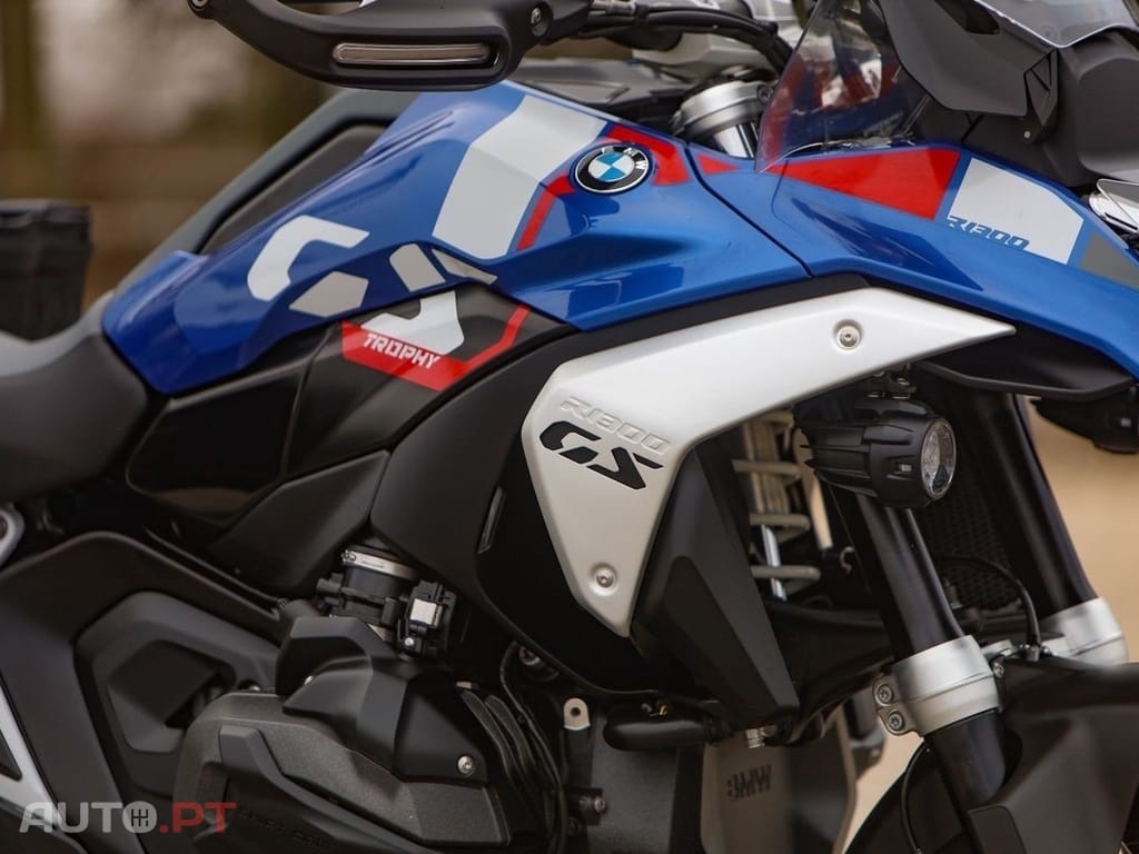BMW R trophy