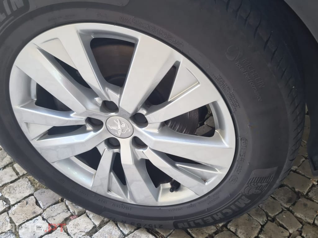 Peugeot 5008 1.5 BlueHDi Active Pack
