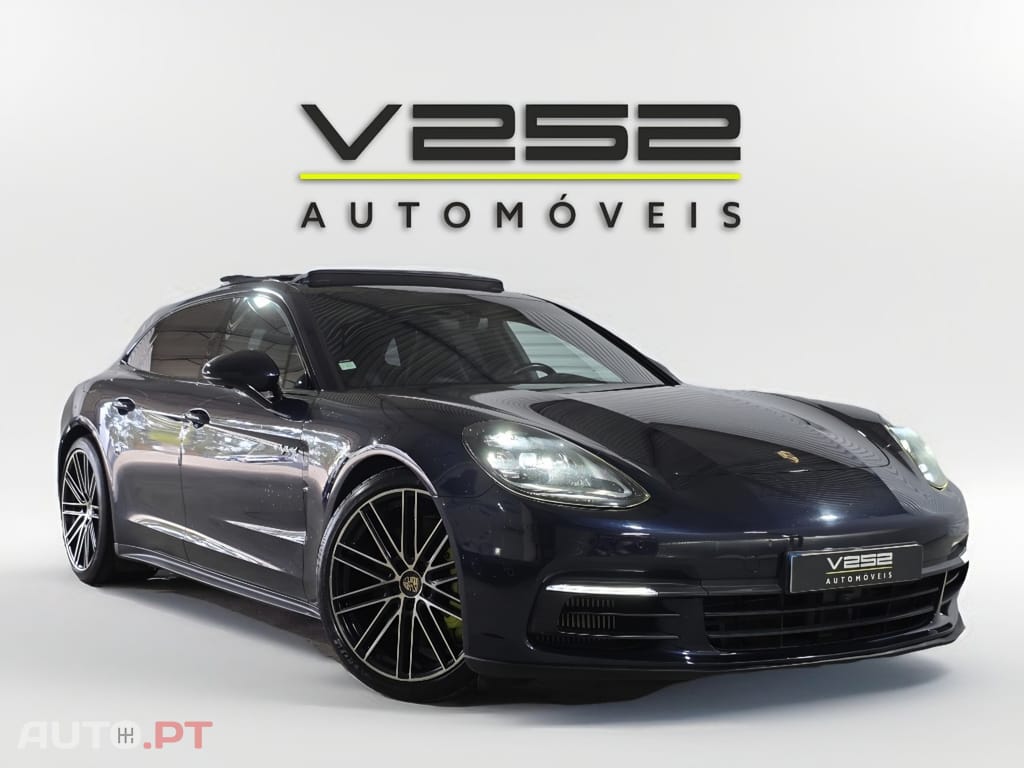 Porsche Panamera 4 E-Hybrid Platinum Edition