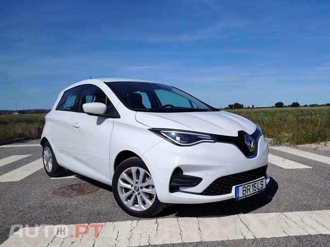 Renault Zoe (c/bateria) 52kwh experience + assentos aquecido + extras