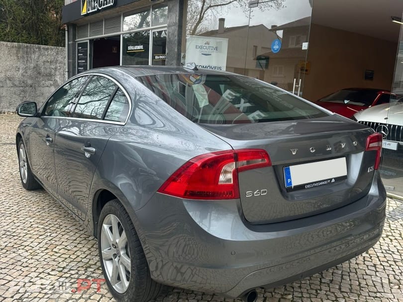 Volvo S60 2.0 D3 Momentum Geartronic