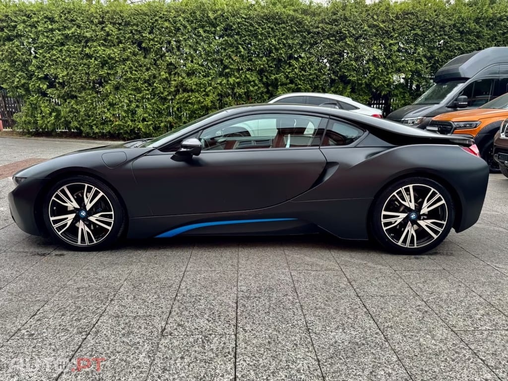 BMW i8 Coupe xDrive