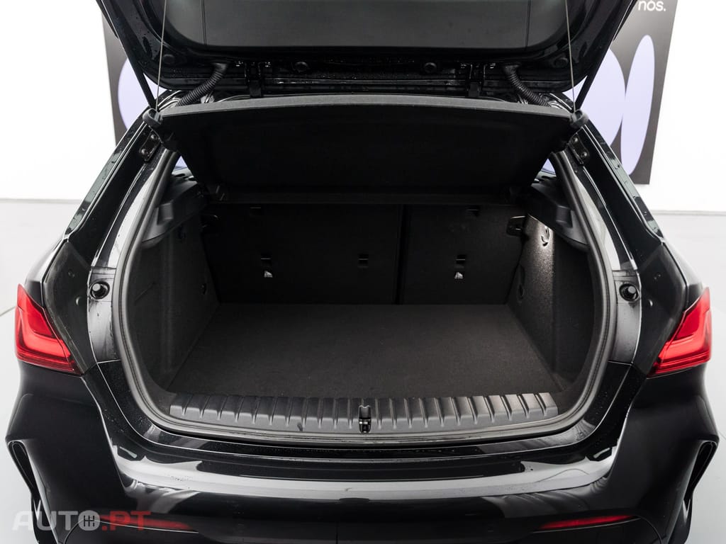 BMW 116 d Pack Desportivo M