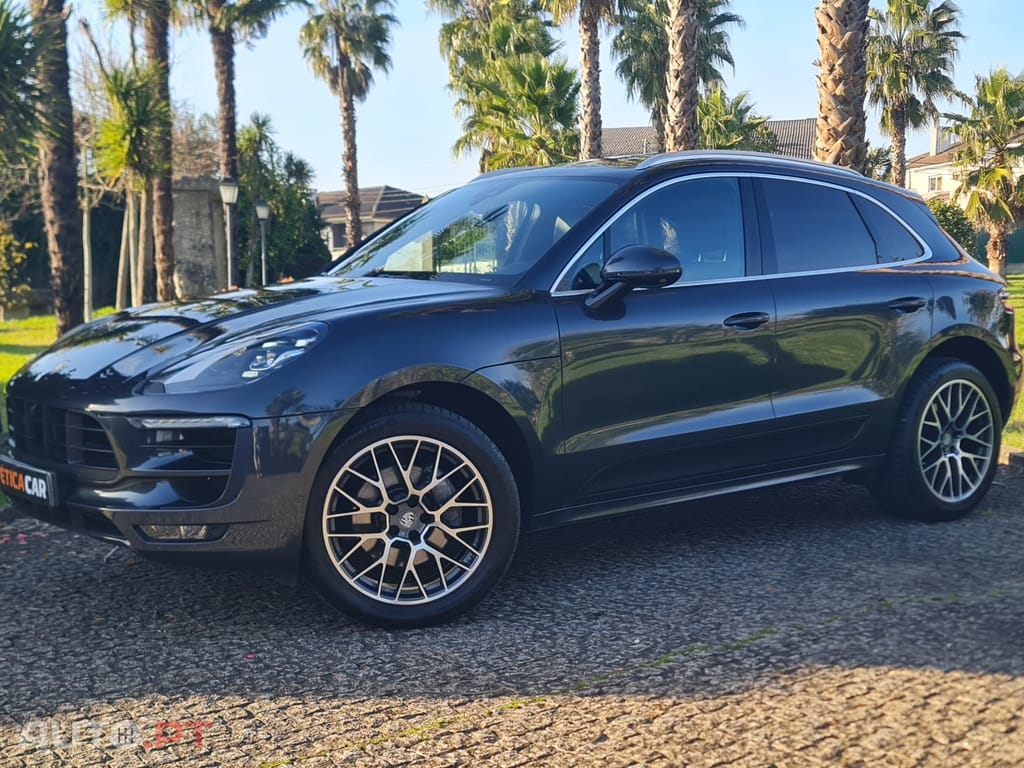 Porsche Macan Outro