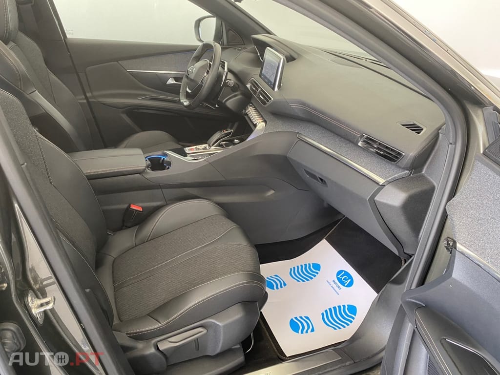 Peugeot 3008 1.6 Hybrid GT Line e-EAT8