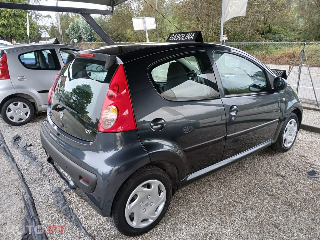 Peugeot 107 1.0 Poucos Kms