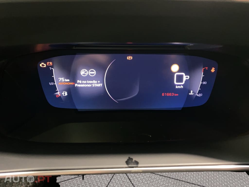 Peugeot 2008 1.2 PureTech GT EAT8