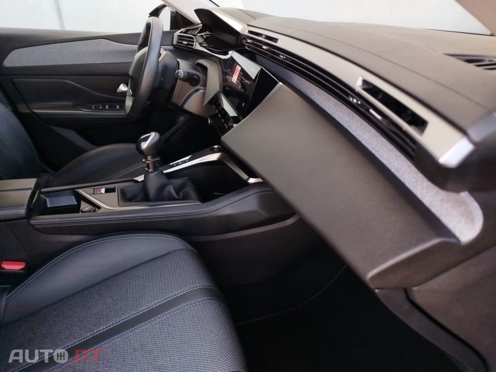 Peugeot 308 SW 1.2 PureTech Allure Full LED