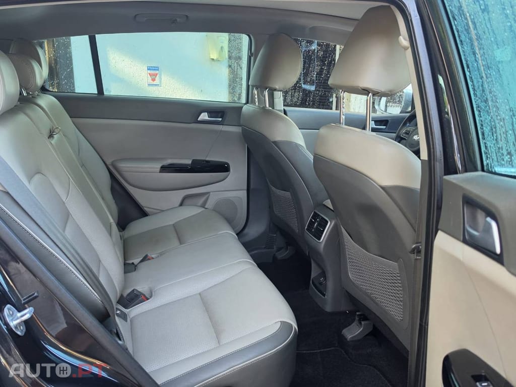 Kia Sportage 1.7 CRDi ISG TX Navi