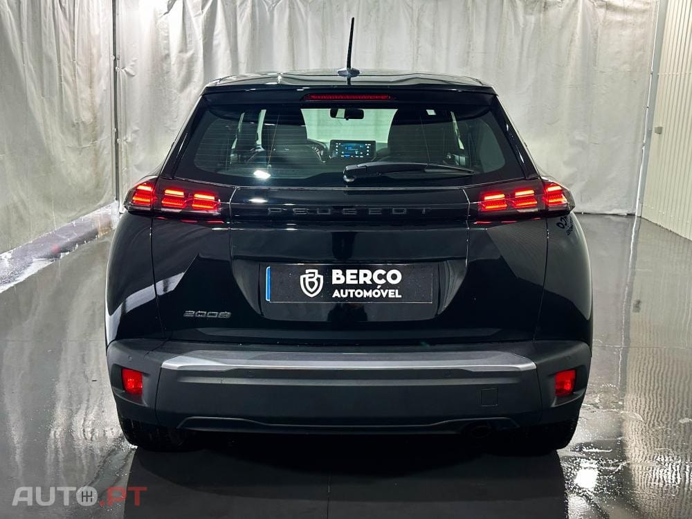 Peugeot 2008 1.2 PureTech Allure Pack