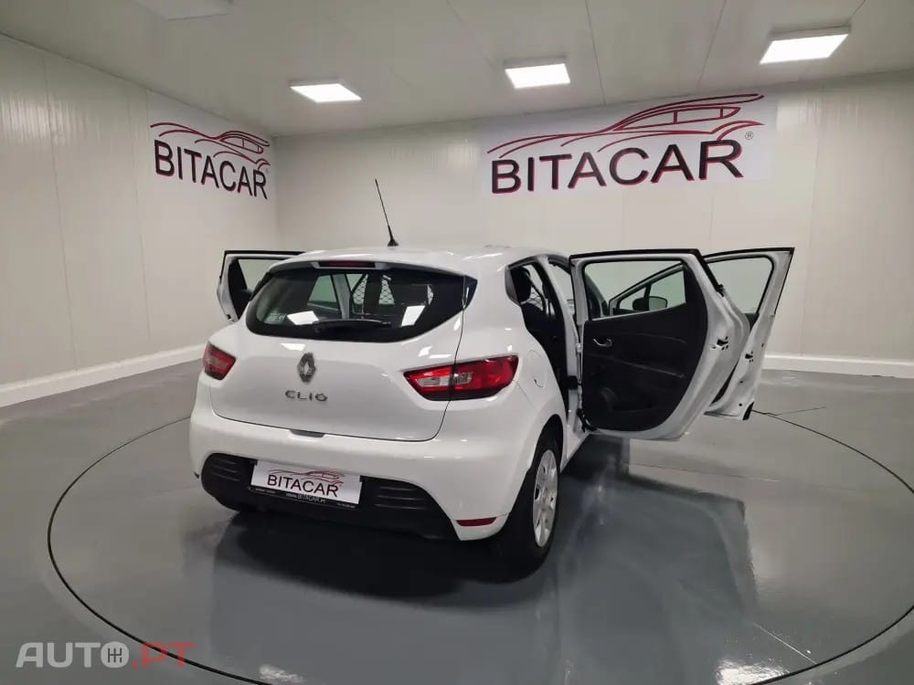 Renault Clio SOCIETE 1.5 DCI ZEN IVA DEDUTIVEL