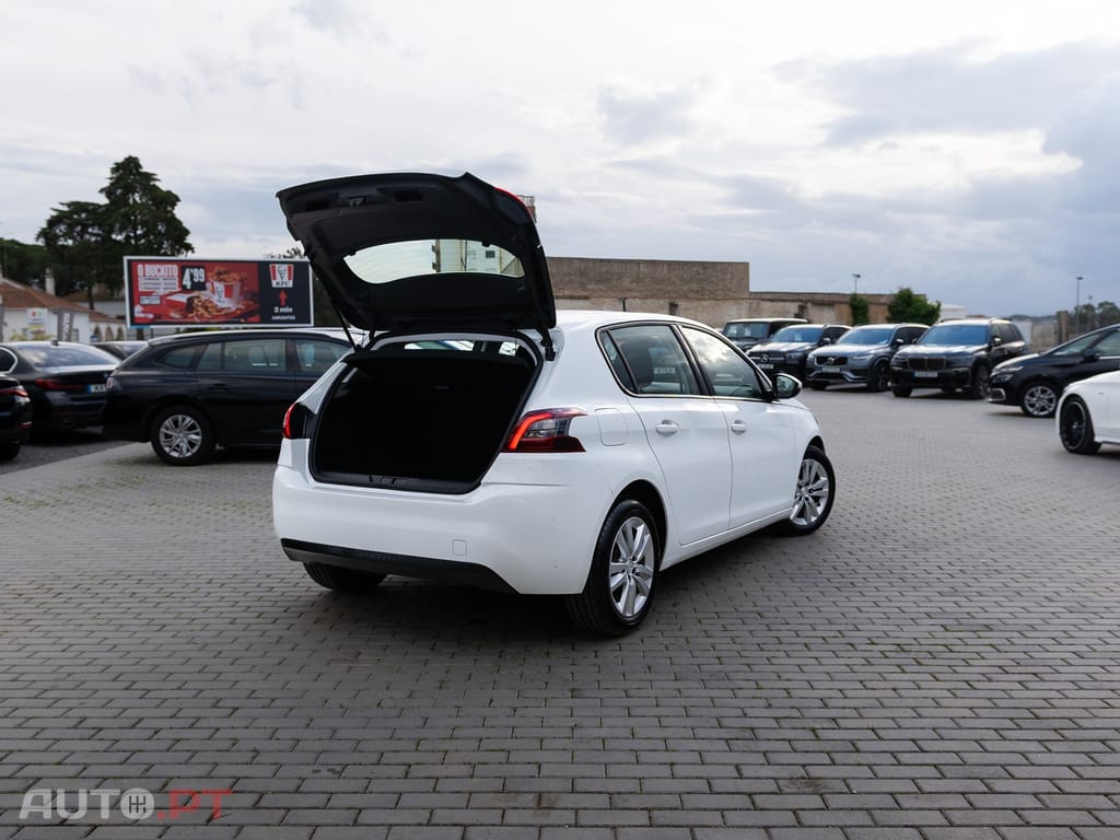 Peugeot 308 1.5 BlueHDi Business Line