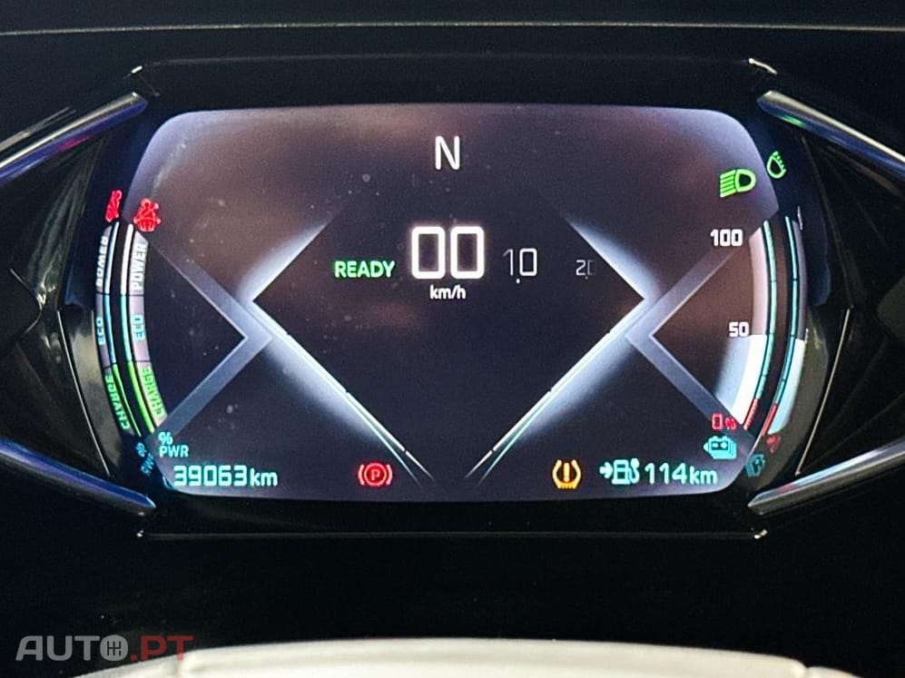 DS DS3 Crossback E-Tense Performance Line