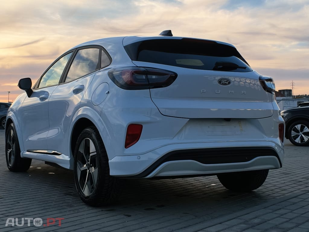 Ford Puma Gen-E 54 kWh Premium