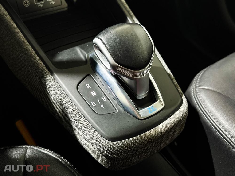 Renault Zoe (c/ Bateria) EV50 135hp Techno