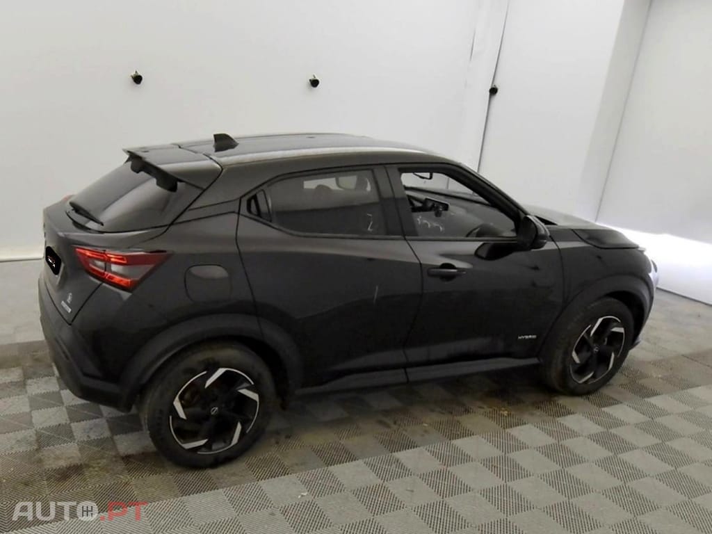Nissan Juke 1.6 Hybrid 143 N-Connecta