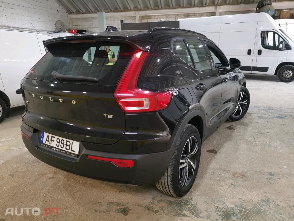Volvo XC40 1.5 T2 R-Design Geartronic